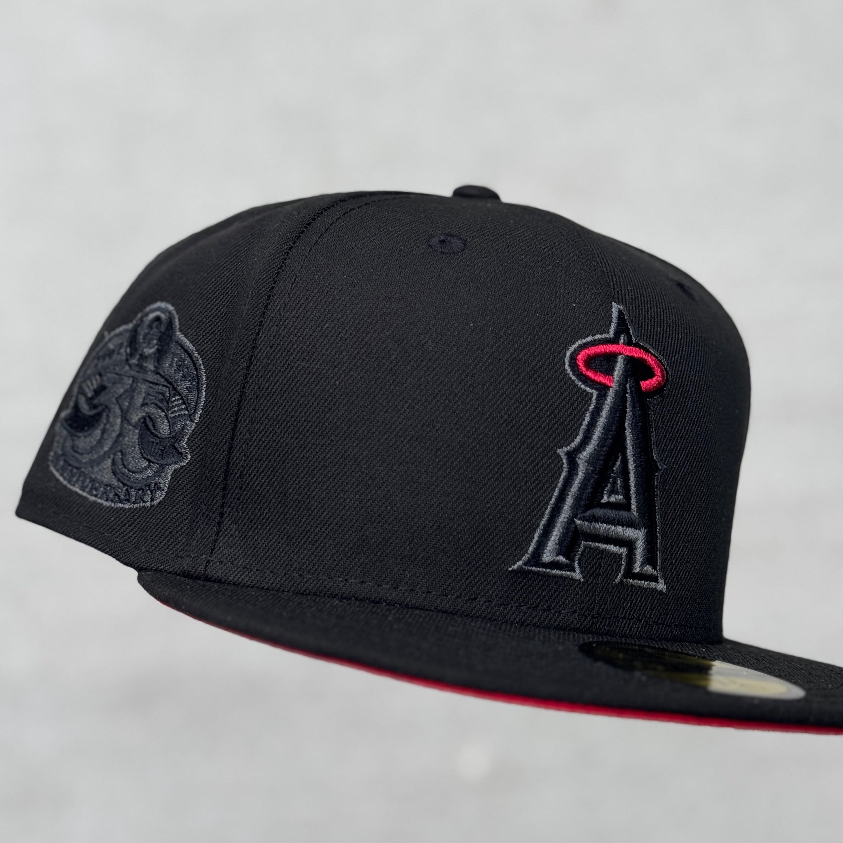 Los Angeles Angels 35th Anniversary Side Patch Fitted Hat New Era 5950 (Black / Metallic Black / Red)