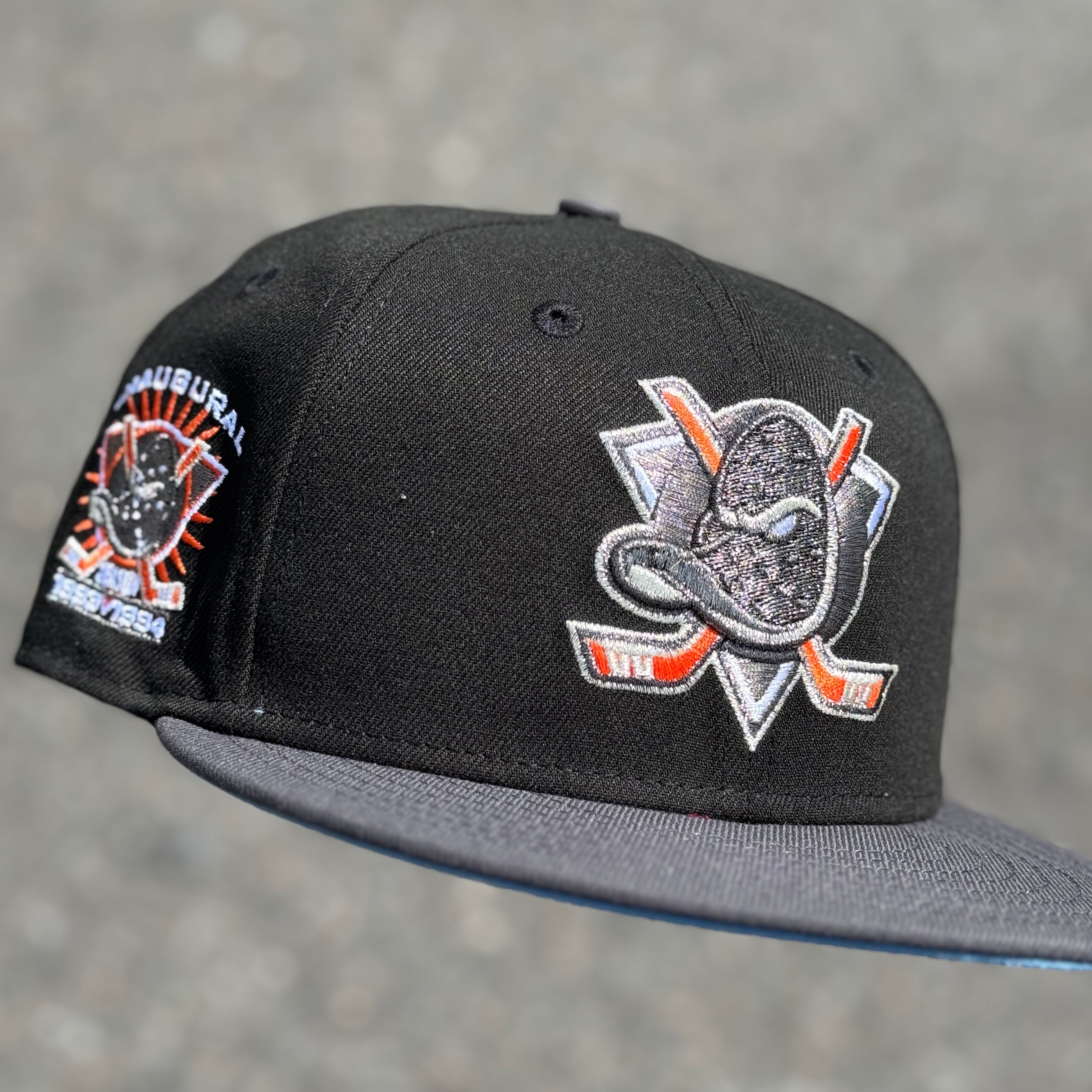 Anaheim Ducks 93-94 Inaugural Season Side Patch Fitted Hat New Era 5950 NHL ( Black / Graphite / Silver / Orange / Sky Blue)