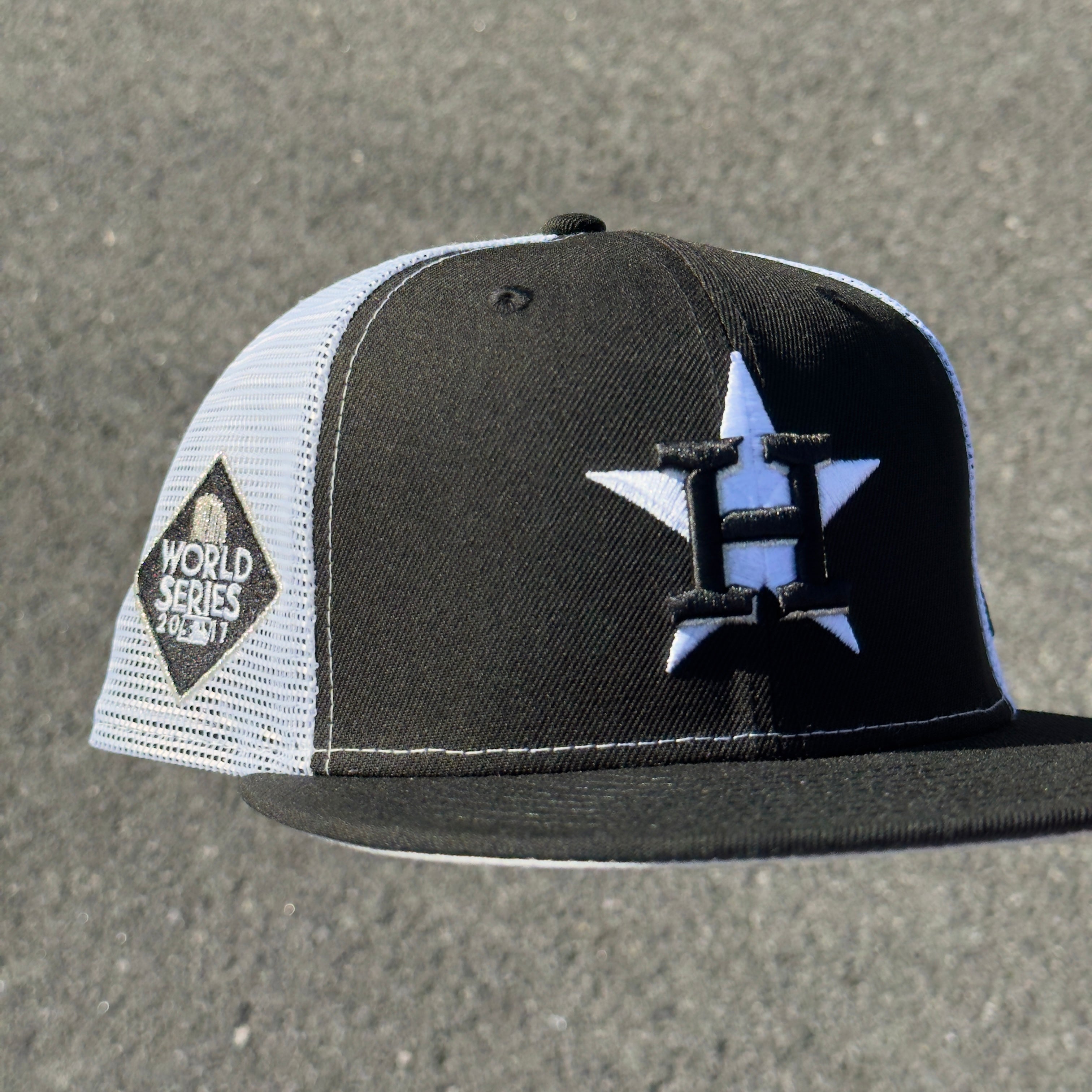 Houston Astros 2011 World Series Side Patch Trucker Fitted Hat New Era 5950 (White/Black/Silver/Gray)