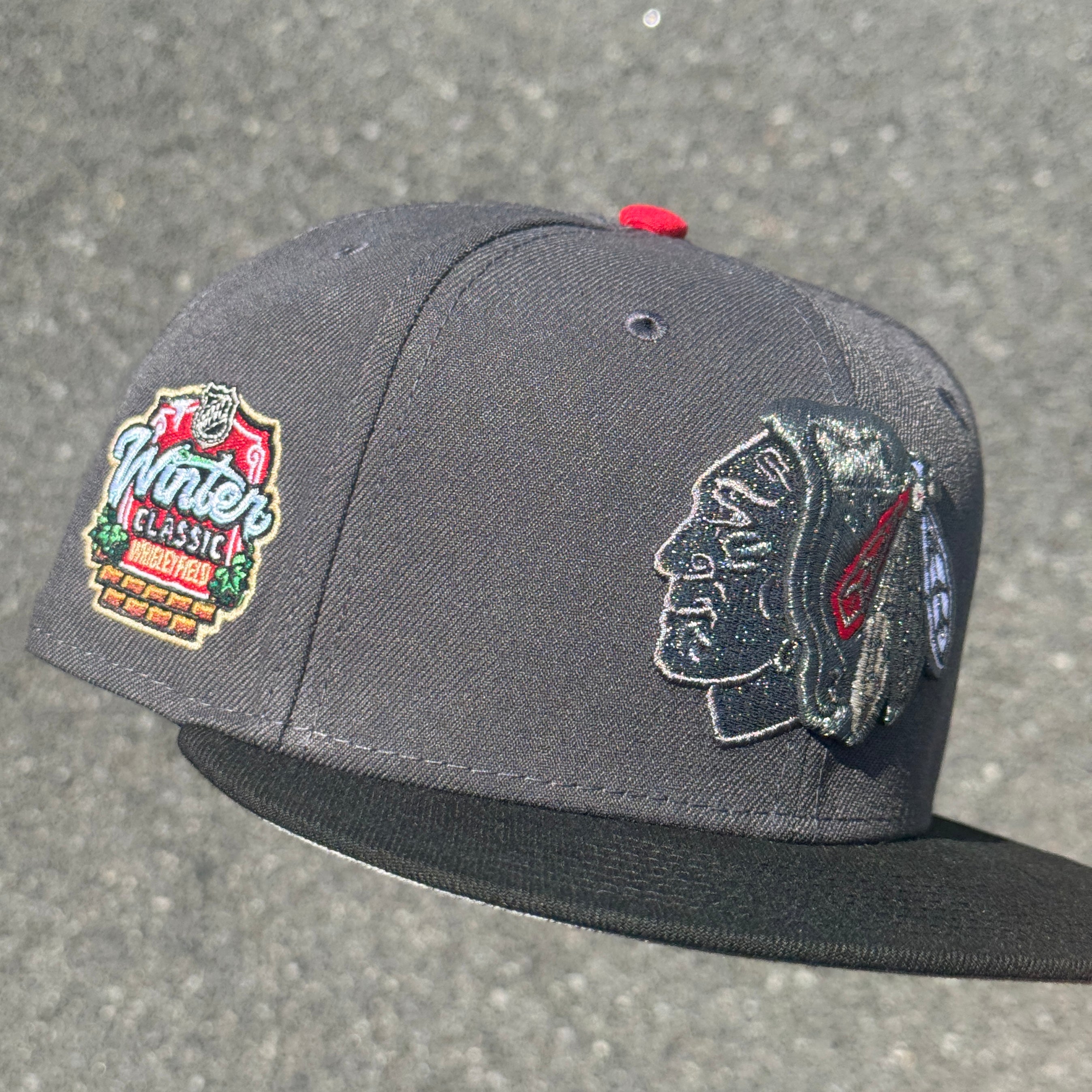 Chicago Blackhawks 2025 Winter Classic Wrigley Field Side Patch NHL Fitted Hat New Era 5950 (Dark Gray/Black/Silver/Red/Green/Gray)