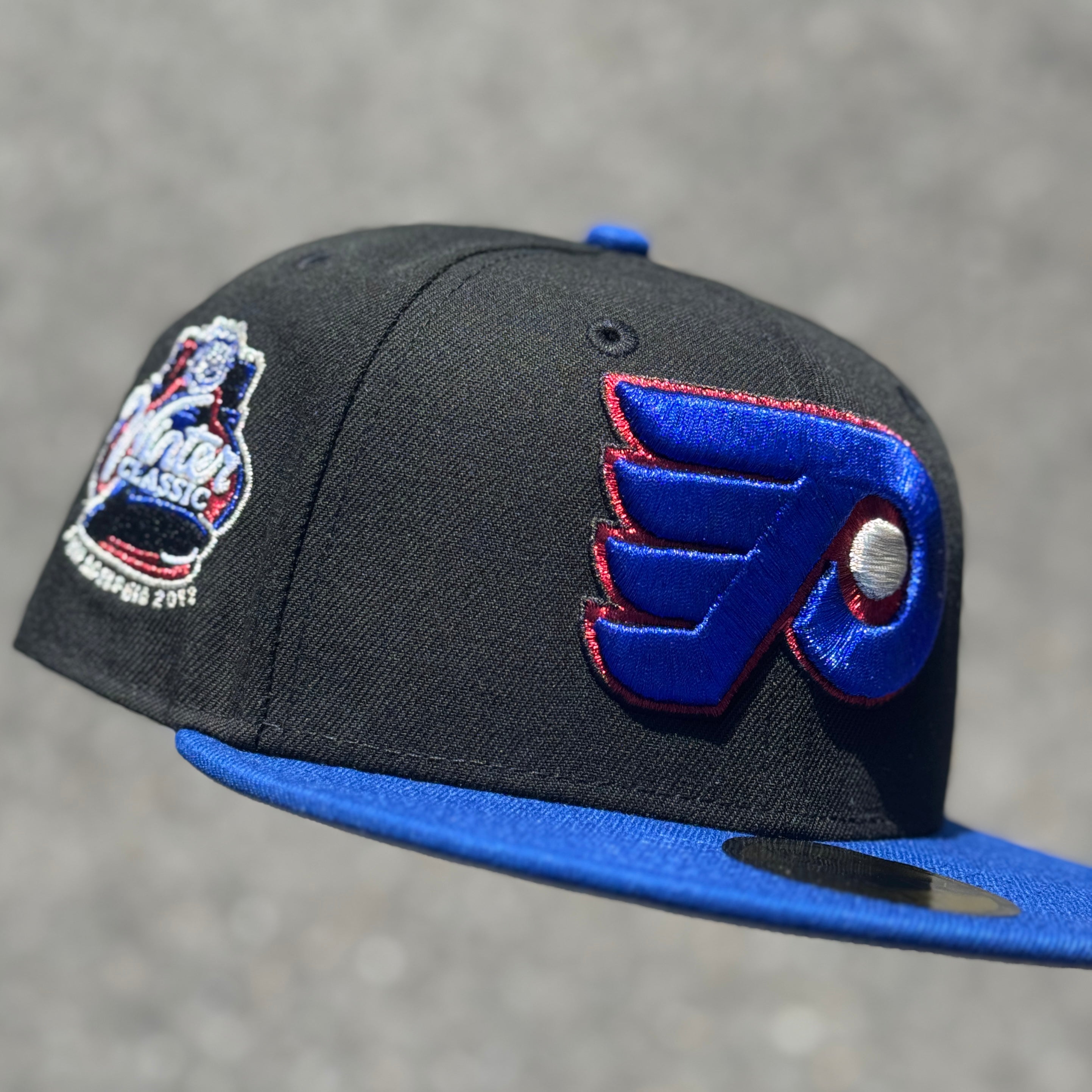 Philadelphia Flyers 2012 Winter Classic Side Patch Fitted Hat New Era 5950 NHL (Blue / Red / White / Grey)