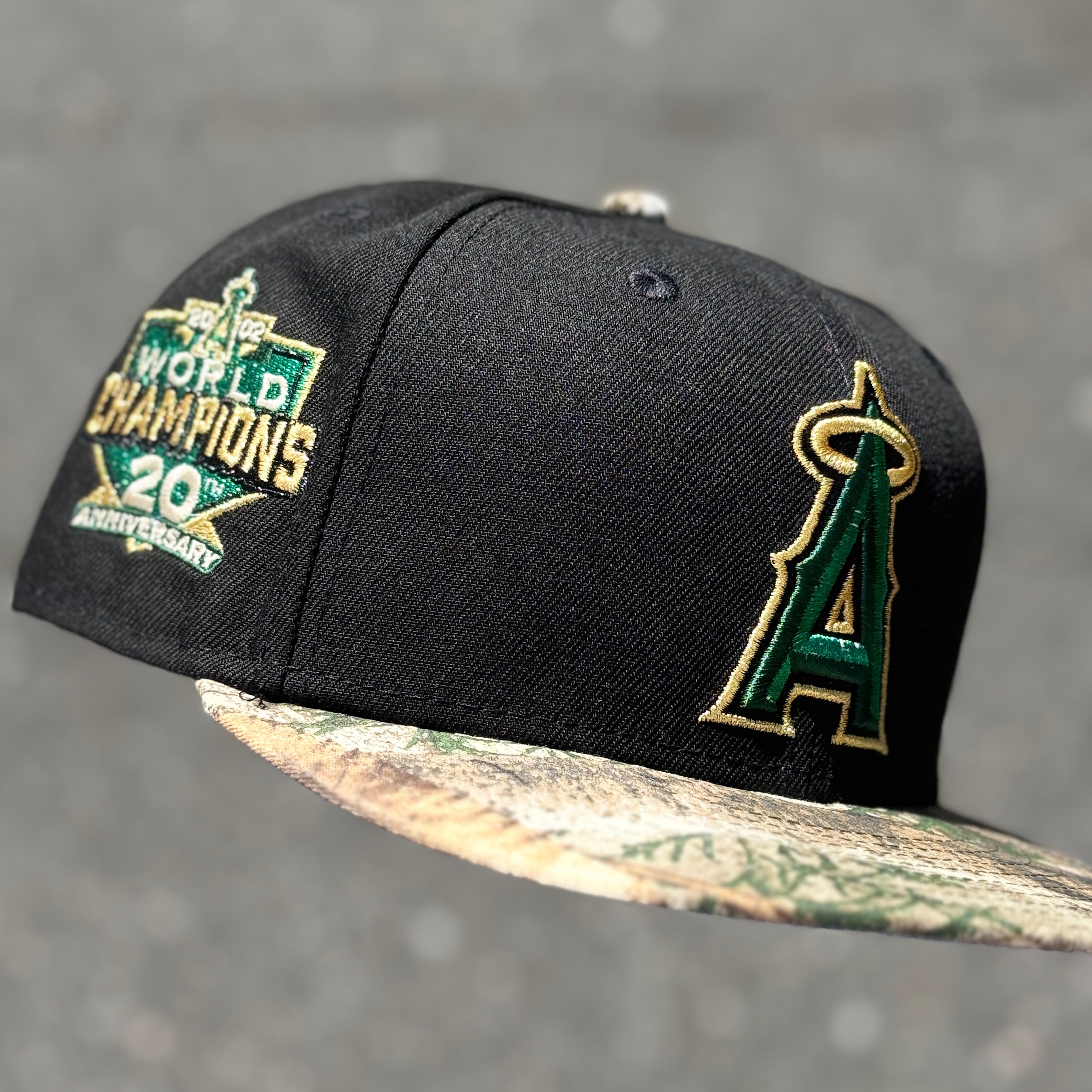 Los Angeles Angels Real Tree Camo 20th Anniversary Side Patch Fitted Hat New Era 5950 (Black/Real Tree Camo/Gold/Green/Gray)