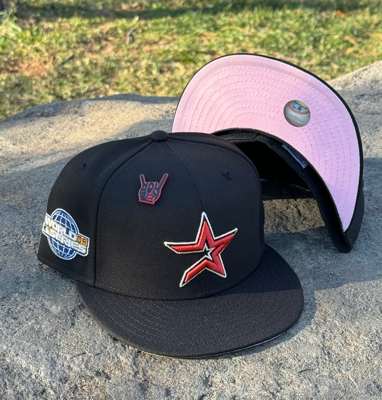 Houston Astros Open Star with 2005 World Series Side Patch Fitted Hat New Era 5950 (Black/Brick Red/Pink)
