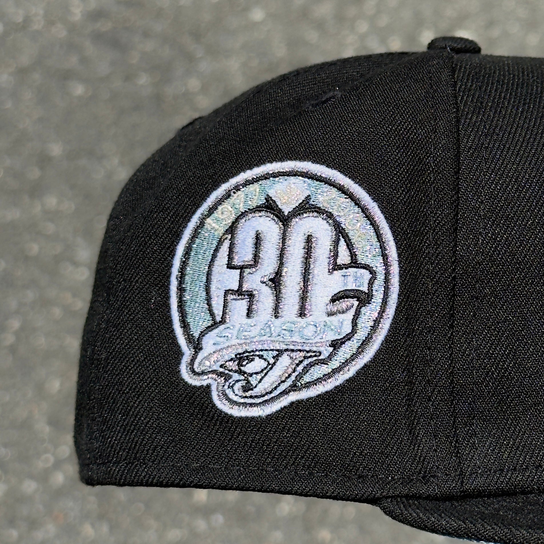 Toronto Blue Jays 30th Season Side Patch Fitted Hat New Era 5950 (Black/Silver/Metallic Blue Gray/Sky Blue)