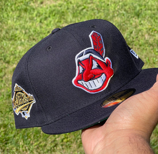 Cleveland Indians Chief Wahoo Banned logo 1995 World Series Fitted (Navy Blue) + Free Pin