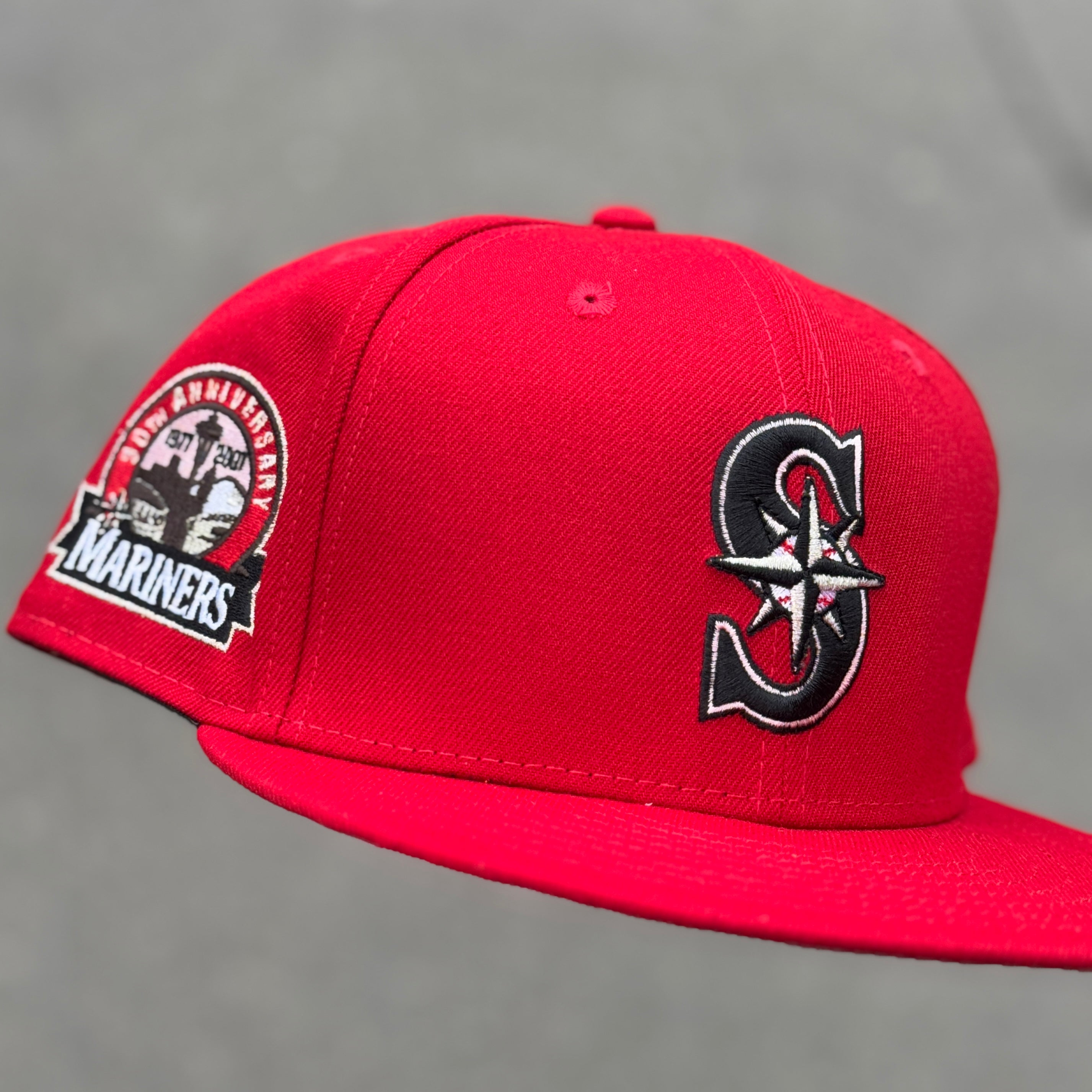 Seattle Mariners 30th Anniversary Side Patch Fitted Hat New Era 5950 (Red/Black/White/Pink)