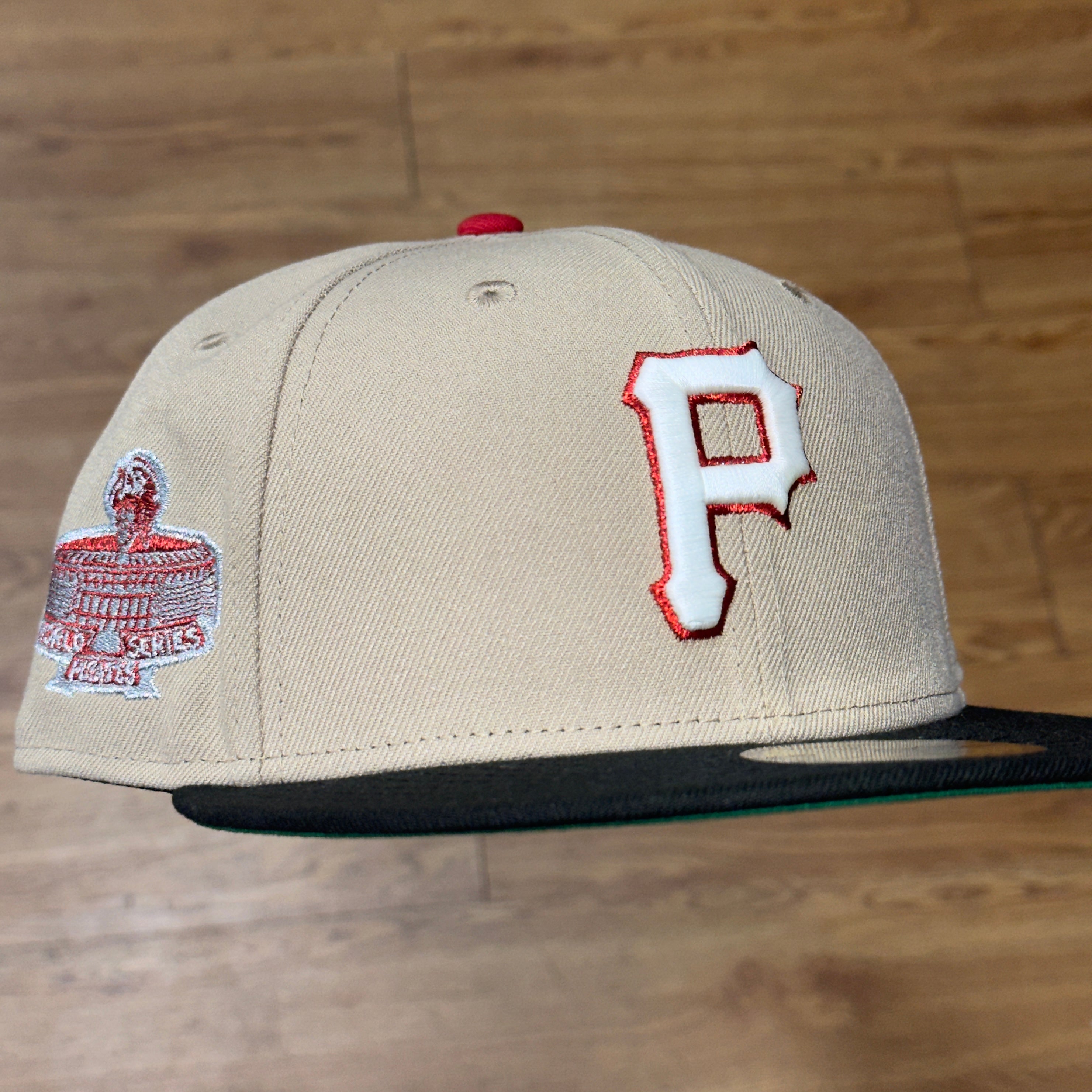 Pittsburgh Pirates Glow In The Dark 1971 World Series Side Patch Fitted Hat New Era 5950 (Camel/White/Metallic Red/Black/GITD/Silver/Green)