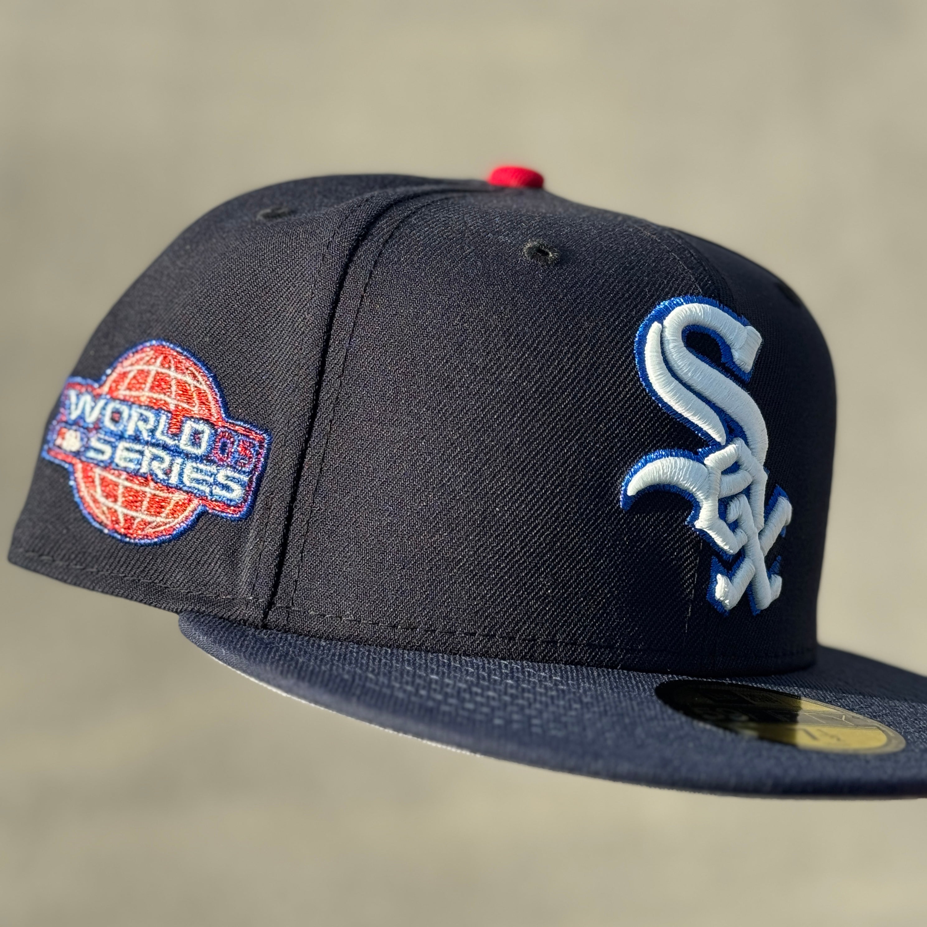 Chicago White Sox 2005 World Series Side Patch Fitted Hat New Era 5950 (Navy / Night Shift Navy / Red / White / Blue / Gray)