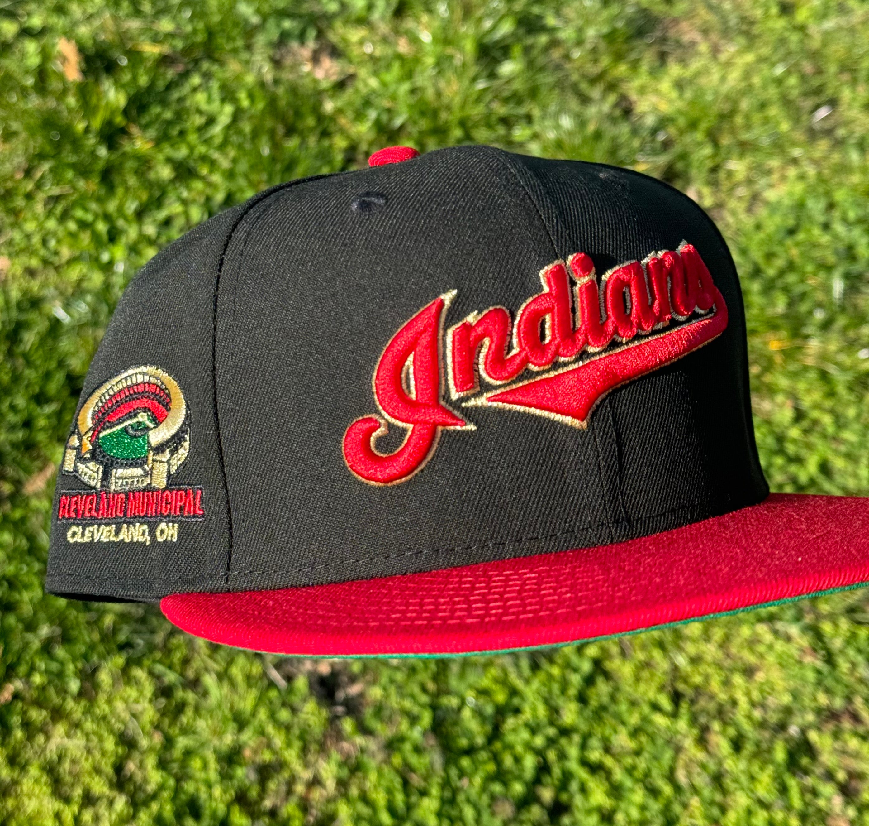 Cleveland Indians Municipal Stadium Side Patch Fitted Hat New Era 5950 (Black/Red/Gold/Green)