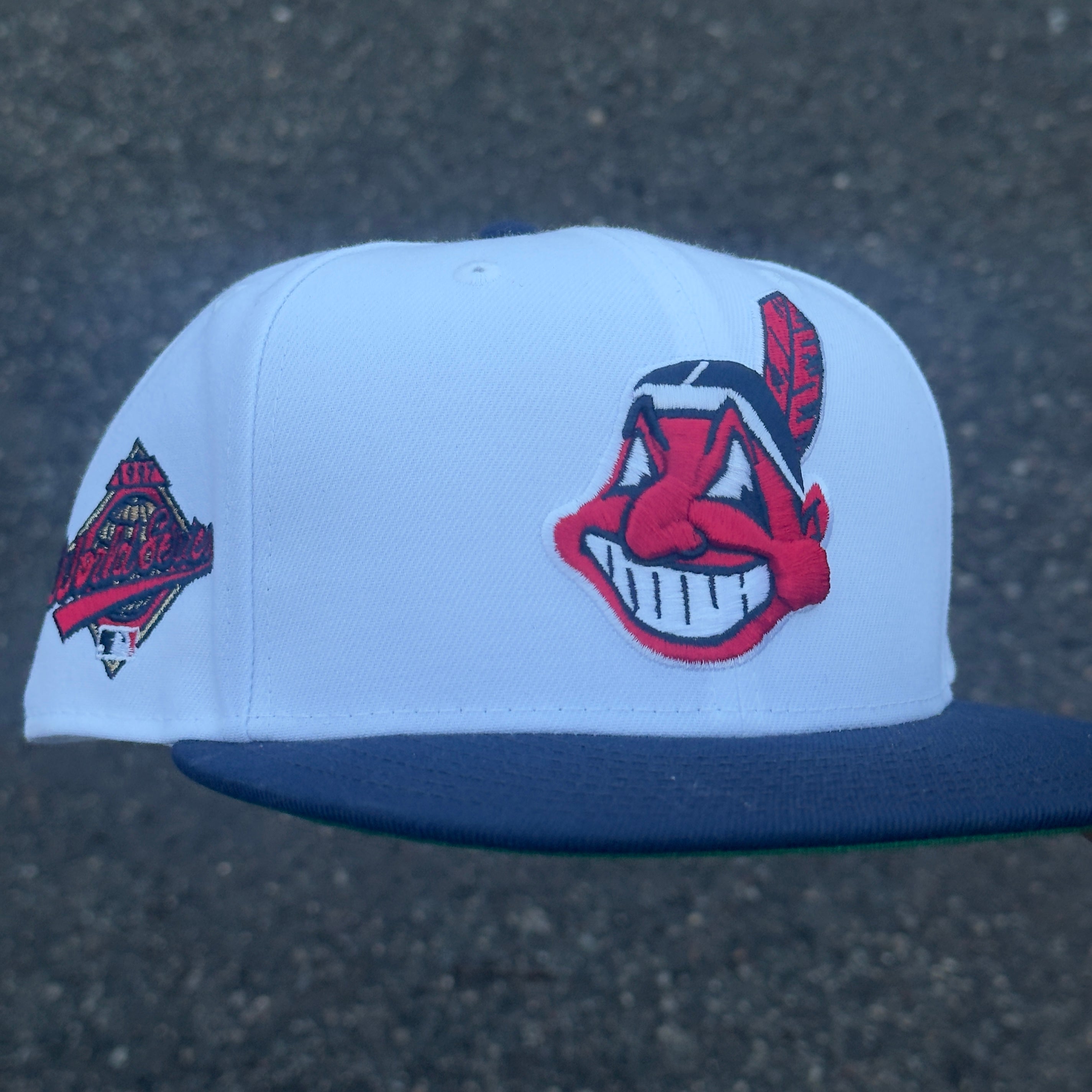 🚨🚨PRE ORDER🚨🚨 Cleveland Indians Chief Wahoo 1997 World Series Side Patch Fitted Hat New Era 5950 (White/Red/Navy Blue/Gold/Green)