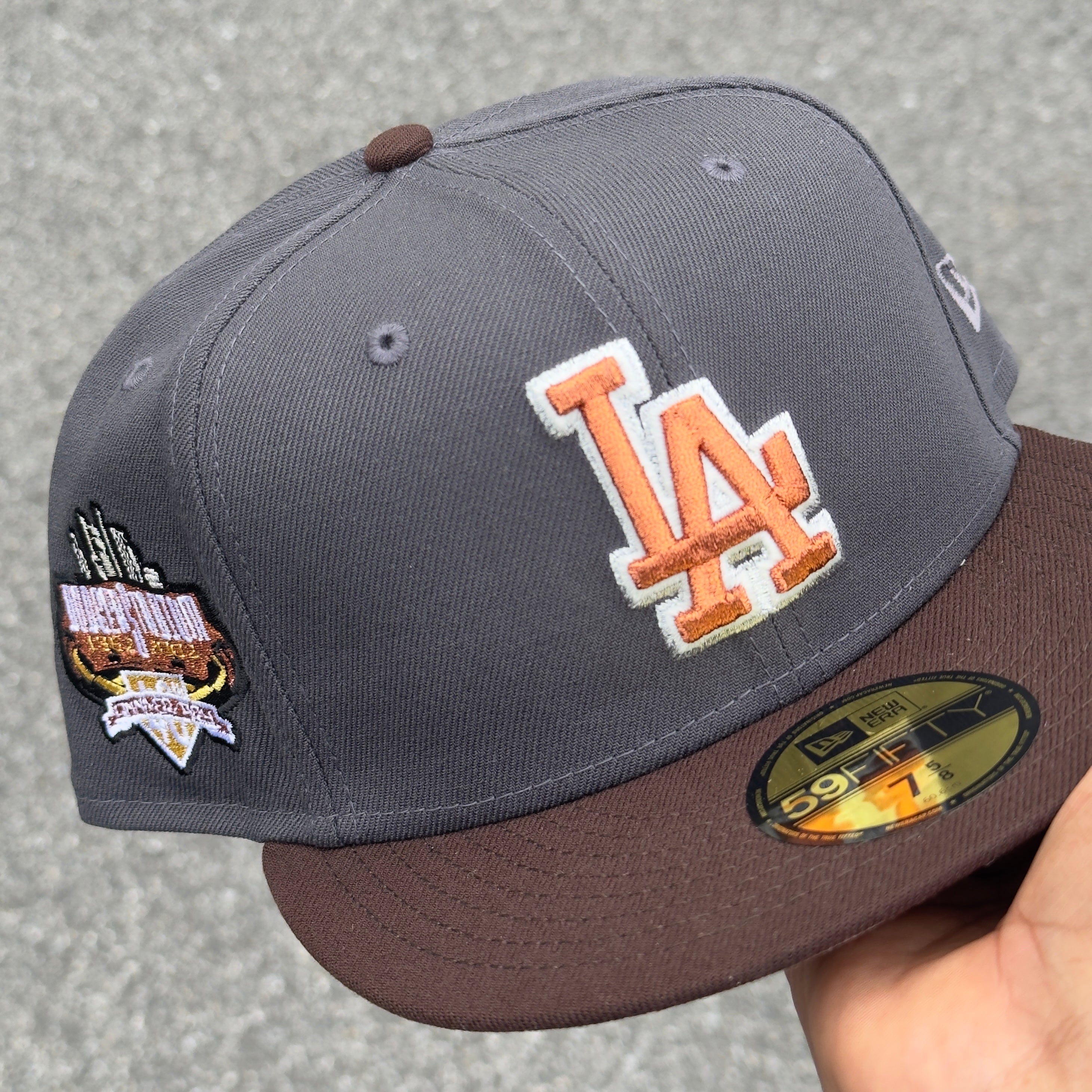 Los Angeles Dodgers 40th Anniversary Side Patch Fitted Hat New Era 5950 (Dark Gray/Brown/White/Copper/Gold/Gray)