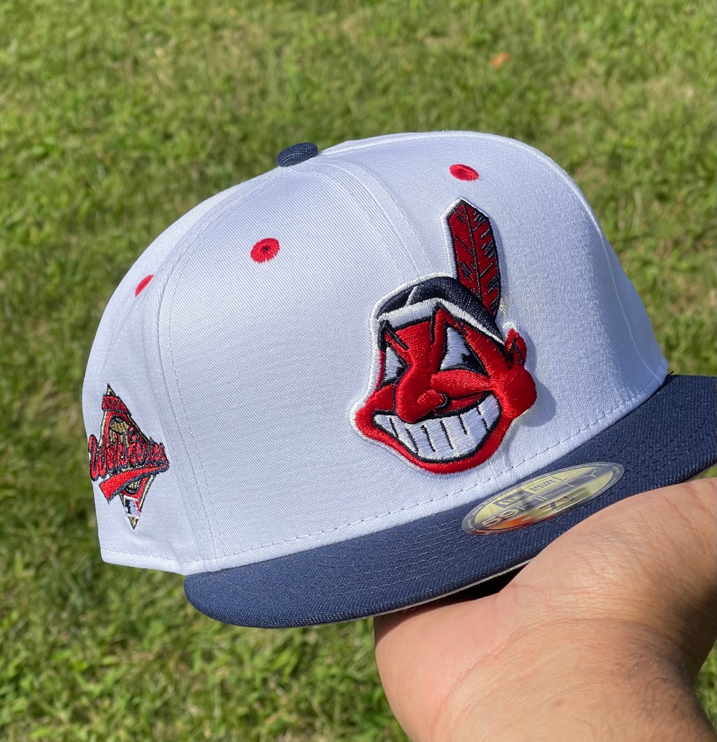 Cleveland Indians Chief Wahoo Banned Logo Two Tone 1997 World Series Fitted (White/Navy Blue) + Free Pin