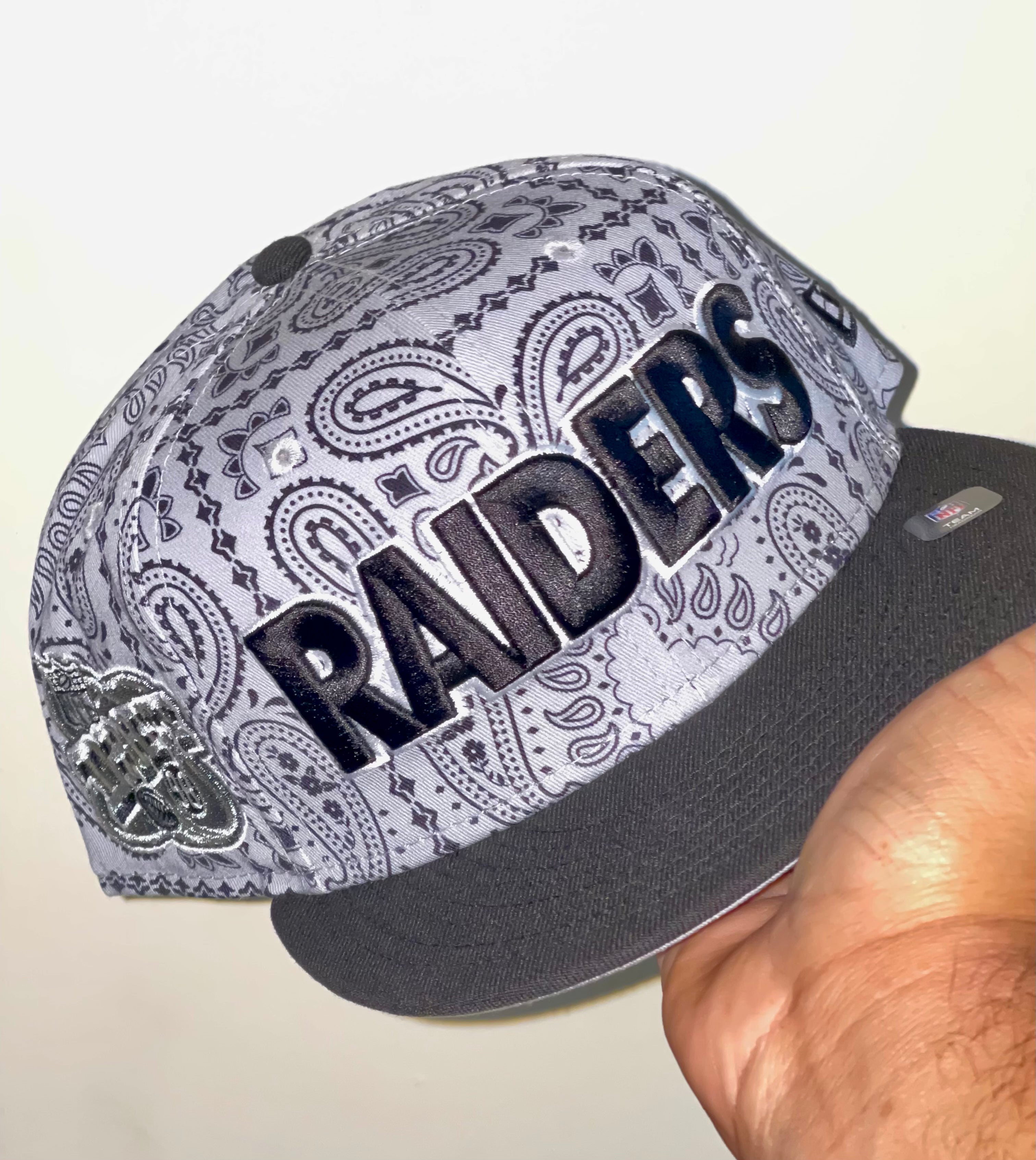 Oakland/Las Vegas Raiders NFL Draft 98 Side Patch Fitted Hat New Era 5950 (Paisley Black/Gray)