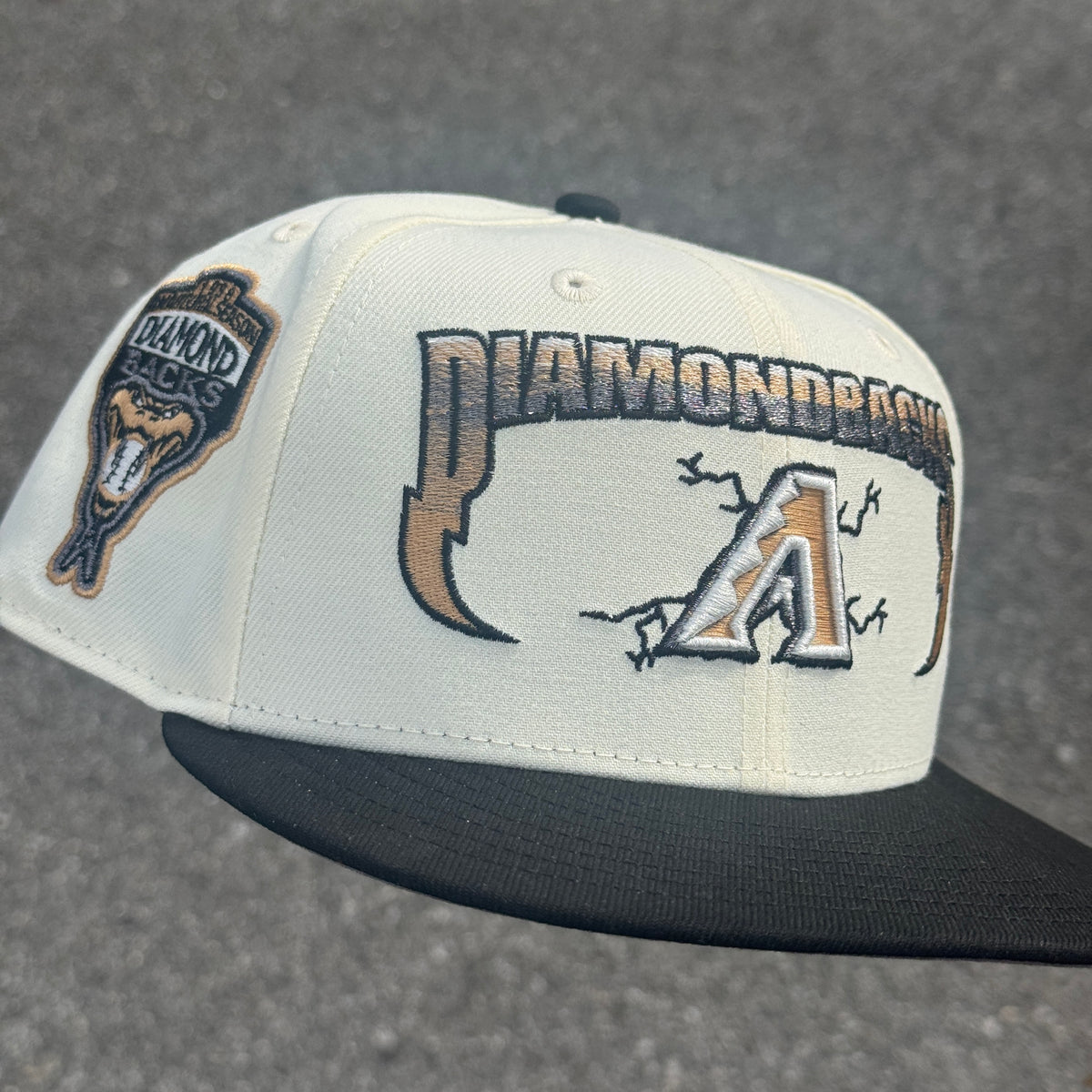 Arizona Diamondbacks 1998 Inaugural Season Side Patch Fitted Hat MLB New Era 5950 (Off White/Black/Silver/Gold/Gray)